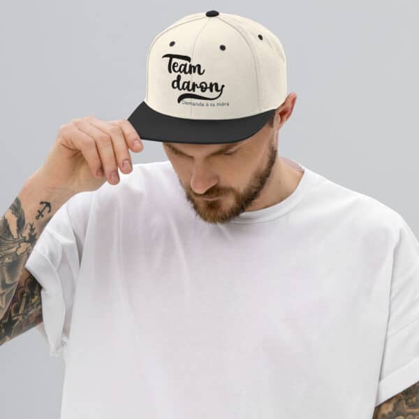 Casquette noir et crème